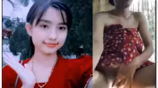 ပါးကွက်ကြားလေးနဲ့ဘာလုပ်ပြနေတာလဲ