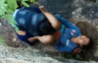 သူများအတွဲလိုးတာကို လိုက်ချောင်းတာ ချောင်းရိုက်လိုးကား